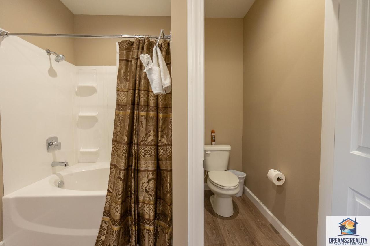 Hébergement de vacances New Build - Walk-in - Amenities - Near 76 Strip - Free Attraction Tickets - Fh-g201 Branson